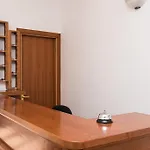 Fumerie Hotel