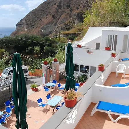 Ξενοδοχείο Fumerie 3*