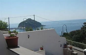 Ξενοδοχείο Fumerie 3*