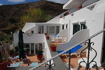 Fumerie Hotel 3*