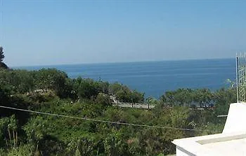 ホテル　ヴィラ　フメリエ Forio di Ischia